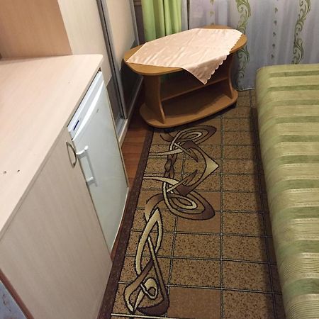 Мини-Квартира Smart-2 Mc-Donald'S Іванни Блажкевич-2 Ternopil Exterior foto